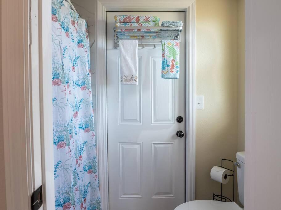 Englewood, Manasota Keys - 2 Bedroom Luxury Villa, Pool, Game Room, 6 Min To Beaches Next To Canal Exterior photo